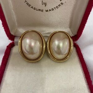 vintage Christian Dior gold-plated oval faux pearl clip-on earrings